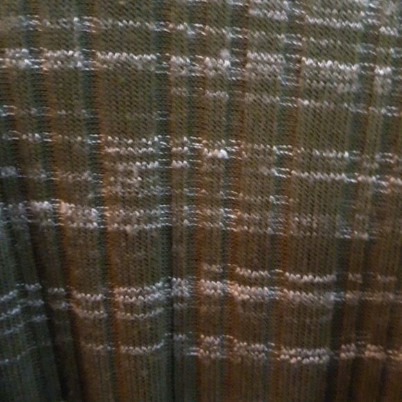 Linsey - Picture 3 of 4